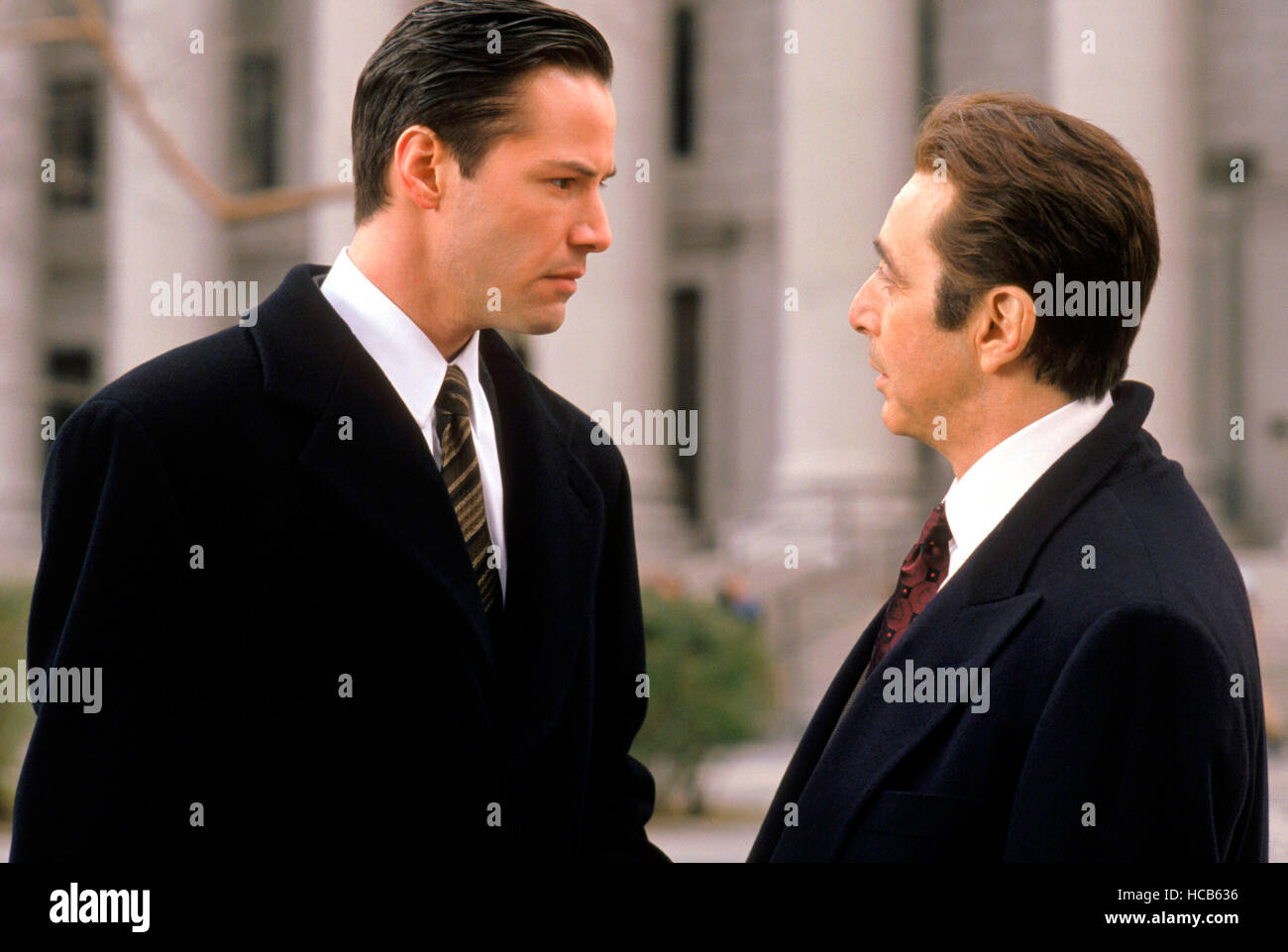 THE DEVIL'S ADVOCATE, from left: Keanu Reeves, Al Pacino, 1997, ©Warner