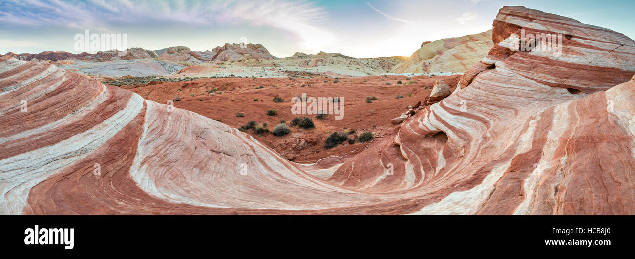 Fire Wave Rock, Valley of Fire State Park, Nevada, USA Stock Photo