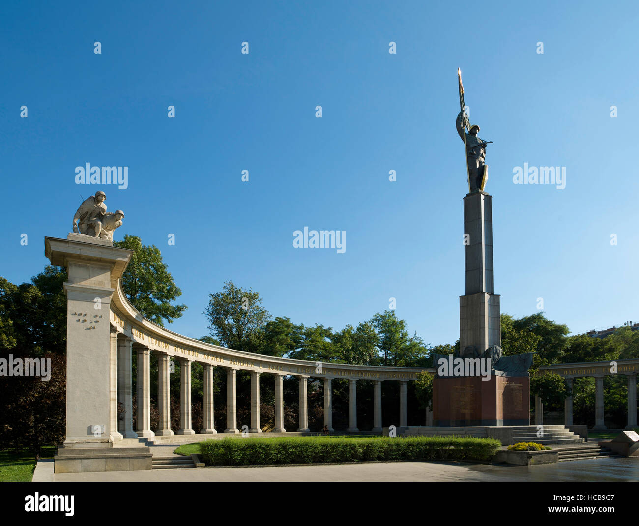 Monument to the Soviet Red Army at Schwarzenbergplatz, Vienna, Austria, Europe Stock Photo