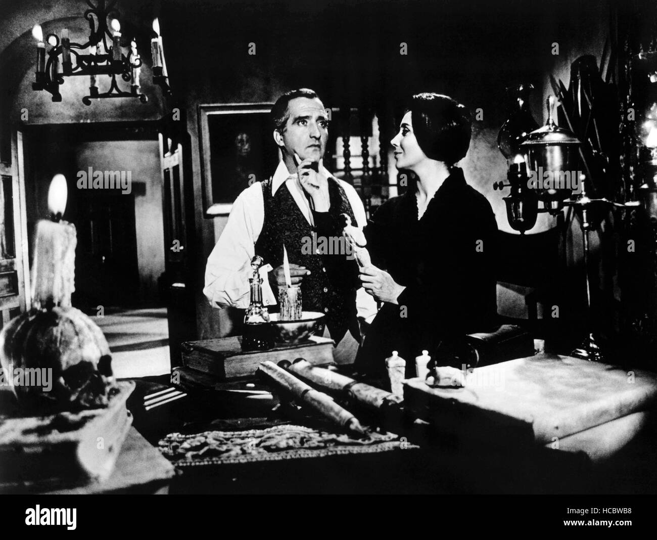 THE CURSE OF THE CRYING WOMAN, (LA MALDICION DE LA