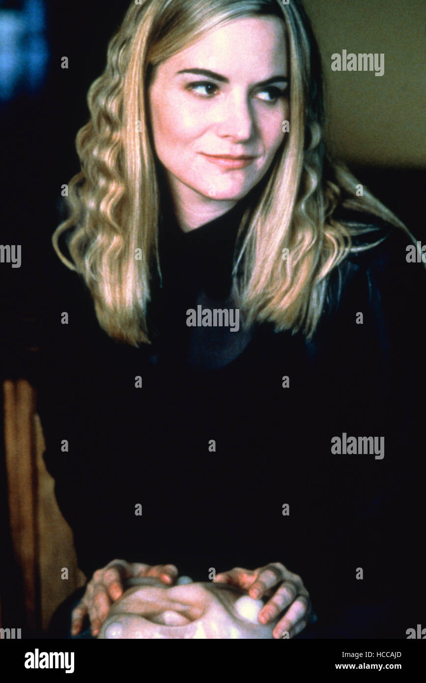 EXISTENZ, Jennifer Jason Leigh, 1999, (c) Dimension Films/courtesy ...