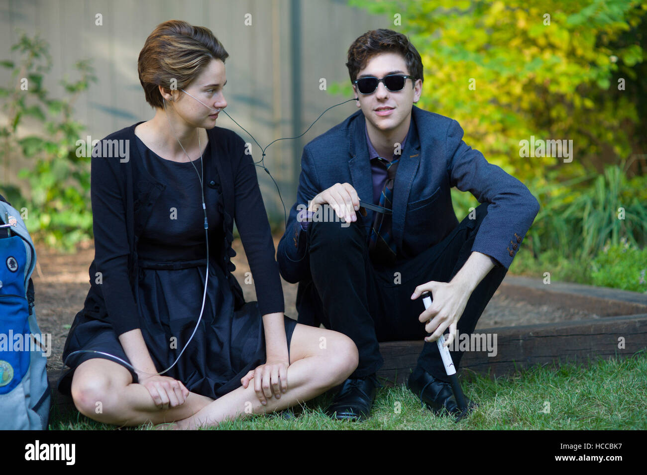 THE FAULT IN OUR STARS, from left Shailene Woodley, Nat Wolff, 2014