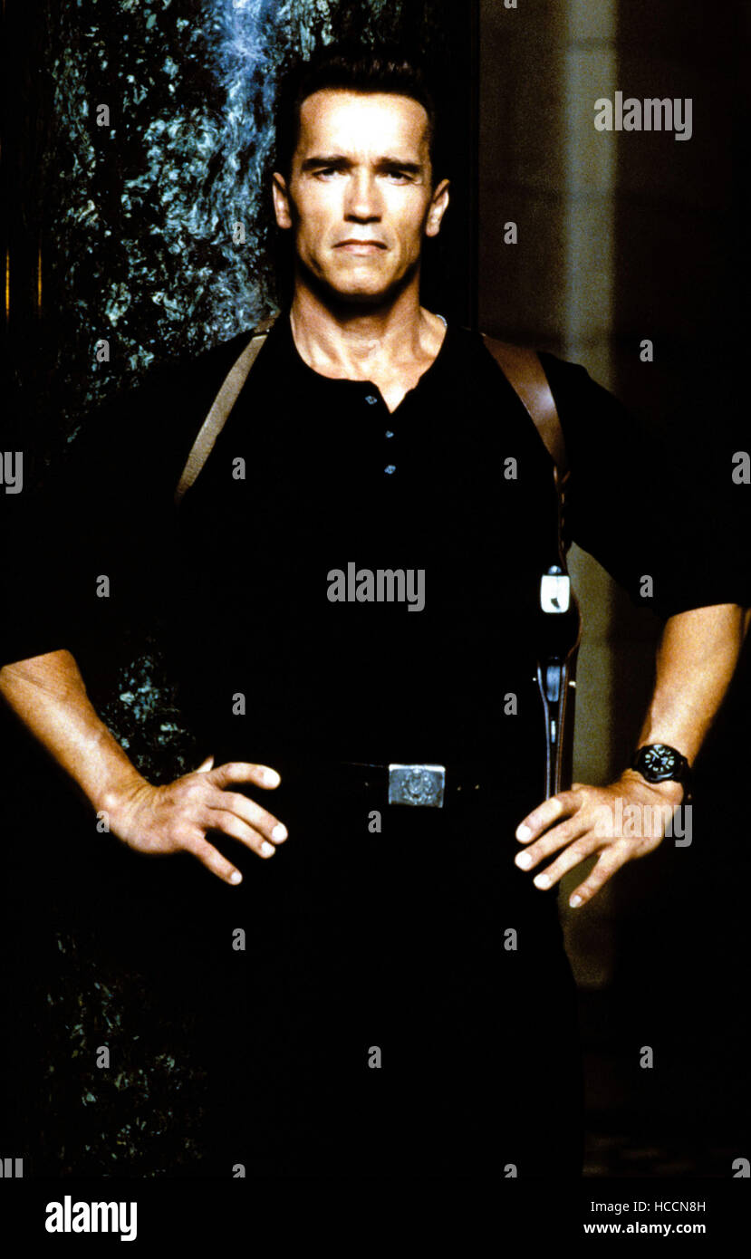 ERASER, Arnold Schwarzenegger, 1996, (c) Warner Brothers/courtesy Everett Collection Stock Photo