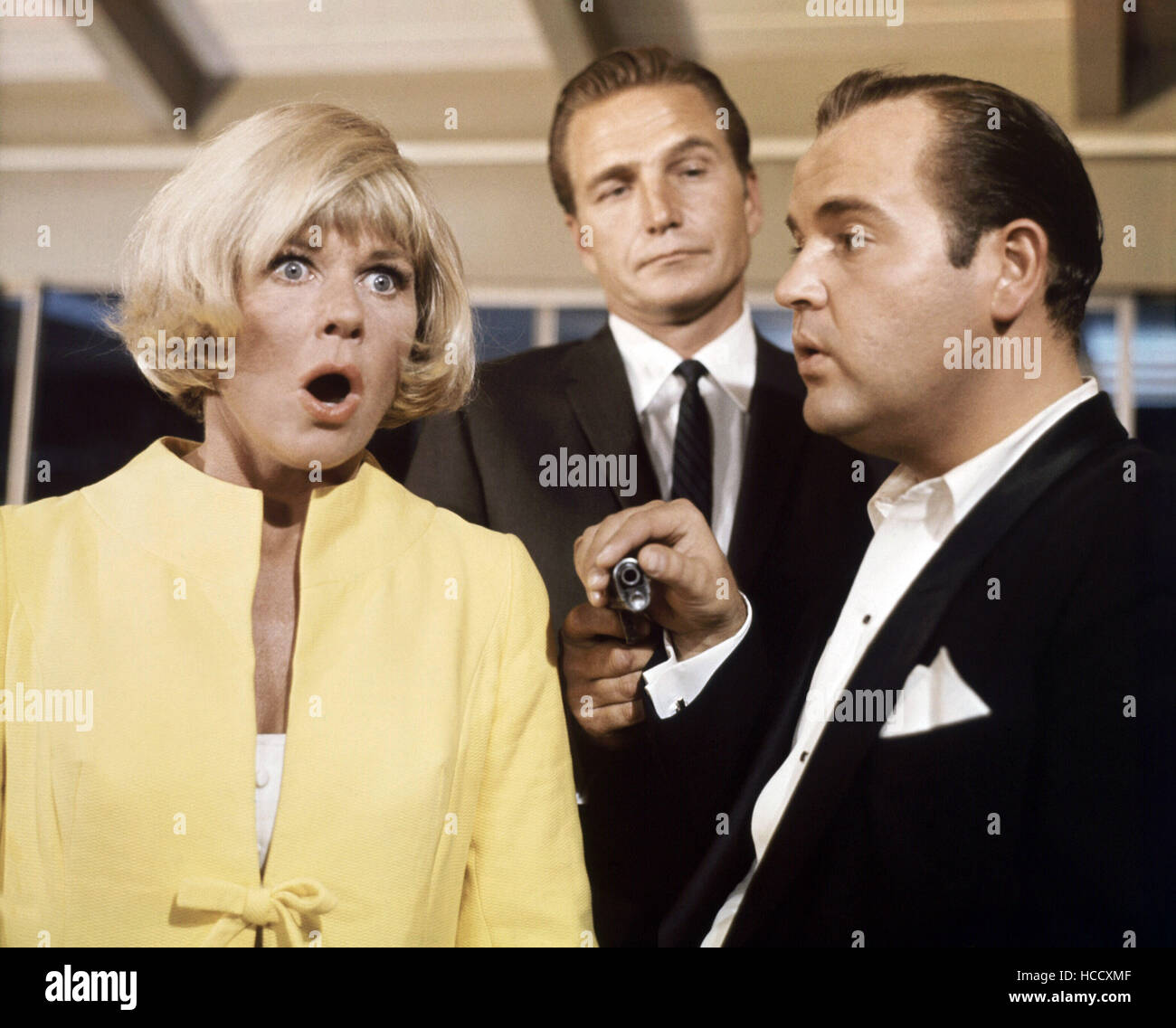 THE GLASS BOTTOM BOAT, Doris Day, Eric Fleming, Dom DeLuise, 1966 Stock