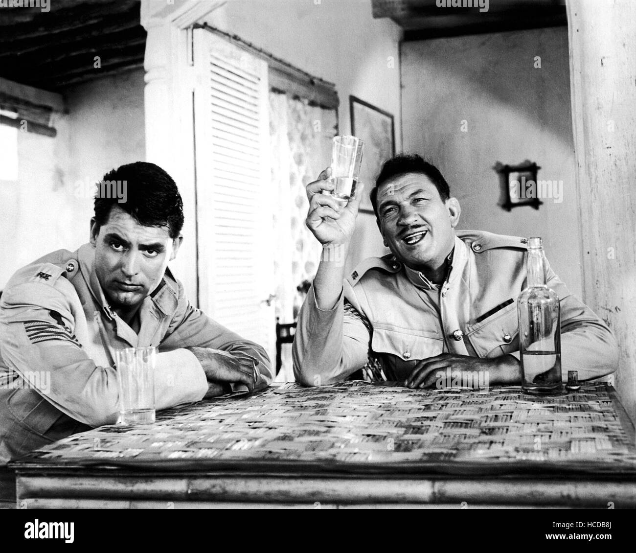 GUNGA DIN, Cary Grant, Victor McLaglen, 1939 Stock Photo Alamy