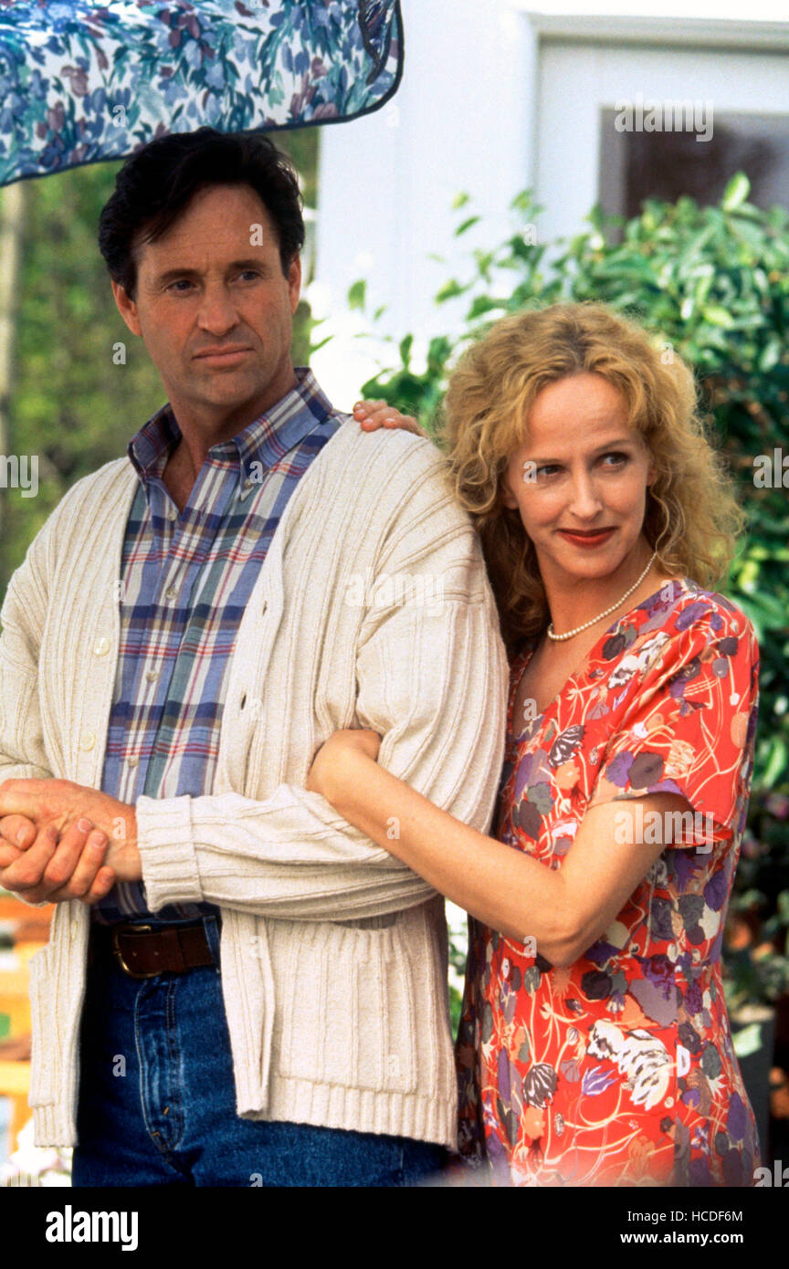 HOMEWARD BOUND II: LOST IN SAN FRANCISCO, from left: Robert Hays, Kim Greist,  1996, © Buena Vista/courtesy Everett Collection Stock Photo - Alamy, image size:864x1390