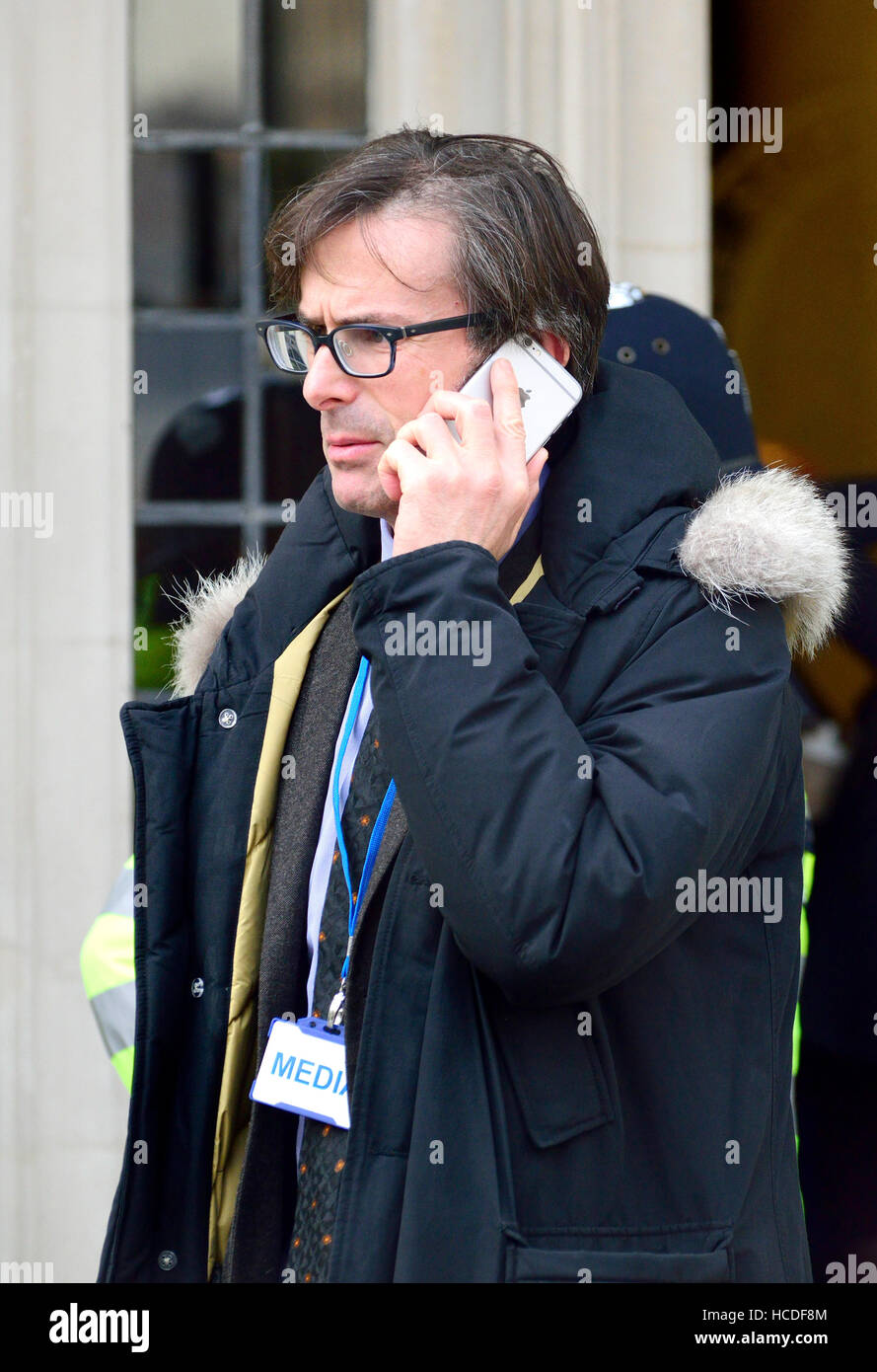 Robert Peston, Political Editor for ITV news, formerly Business Editor for the BBC, leaving the Supreme Court in London during the Government's Brex.. Stock Photo