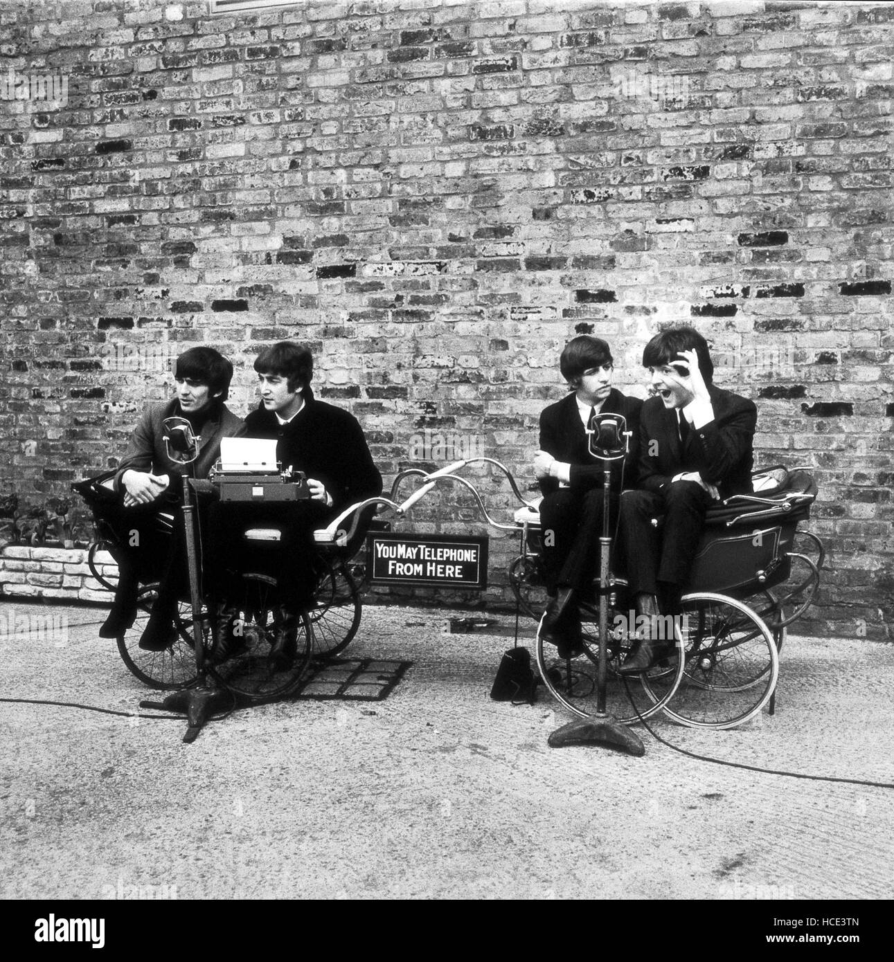 A HARD DAY'S NIGHT, George Harrison, John Lennon, Ringo Starr, Paul ...