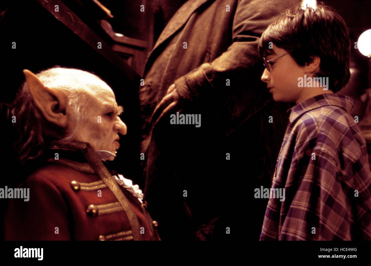 HARRY POTTER AND THE SORCERER