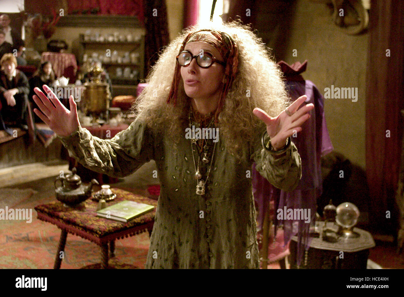 HARRY POTTER AND THE PRISONER OF AZKABAN, Emma Thompson, 2004, (c) Warner Brothers/courtesy HARRY POTTER AND THE PRISONER OF AZKABAN, Emma Thompson, 2004, (c) Warner Brothers/courtesy