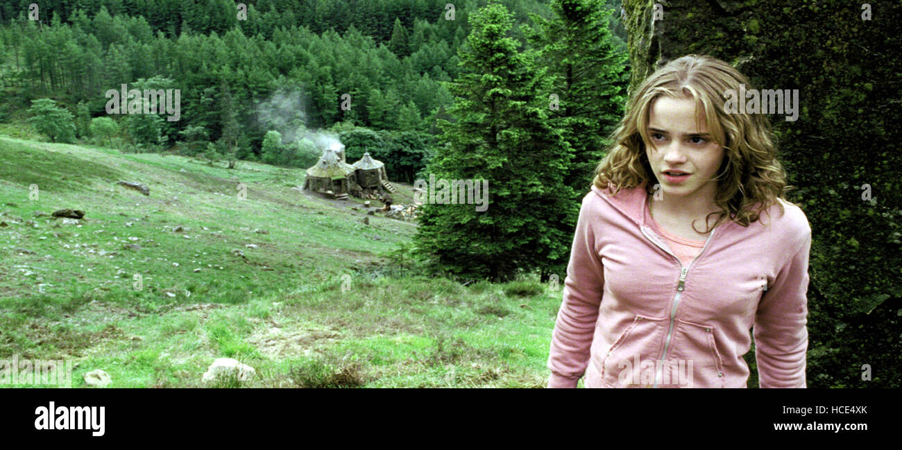 HARRY POTTER AND THE PRISONER OF AZKABAN Emma Watson 2004 c Warner harry-potter-and-the-prisoner-of-azkaban-emma-watson-2004-c-warner