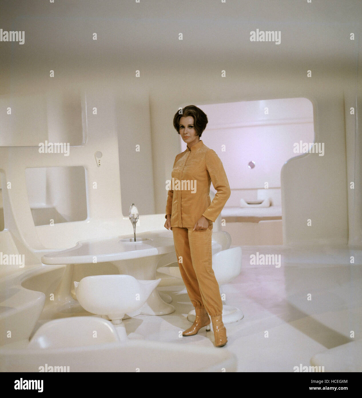 THE ILLUSTRATED MAN, Claire Bloom, 1969 Stock Photo - Alamy