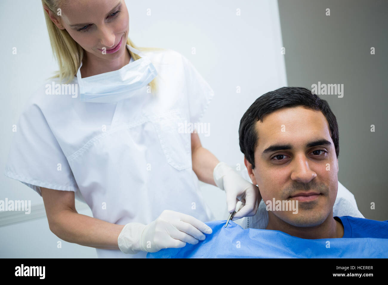 Medical apron hires stock photography and images Alamy