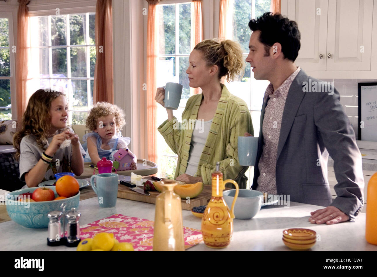 KNOCKED UP, Maude Apatow, Iris Apatow, Leslie Mann, Paul Rudd, 2007