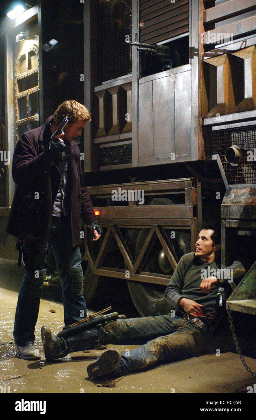 LAND OF THE DEAD, Simon Baker, John Leguizamo, 2005, (c) Universal