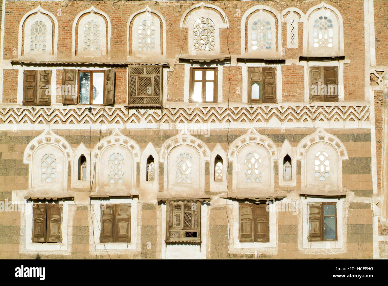 The decorated houses of old Sana, unesco world heritage Stock Photo Alamy