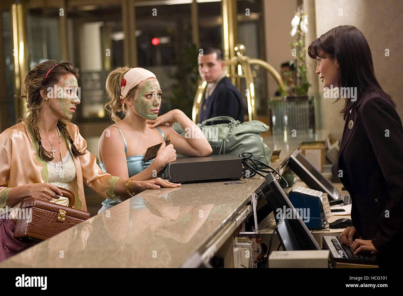 MATERIAL GIRLS, Haylie Duff, Hilary Duff, 2006, (c) MGM/courtesy