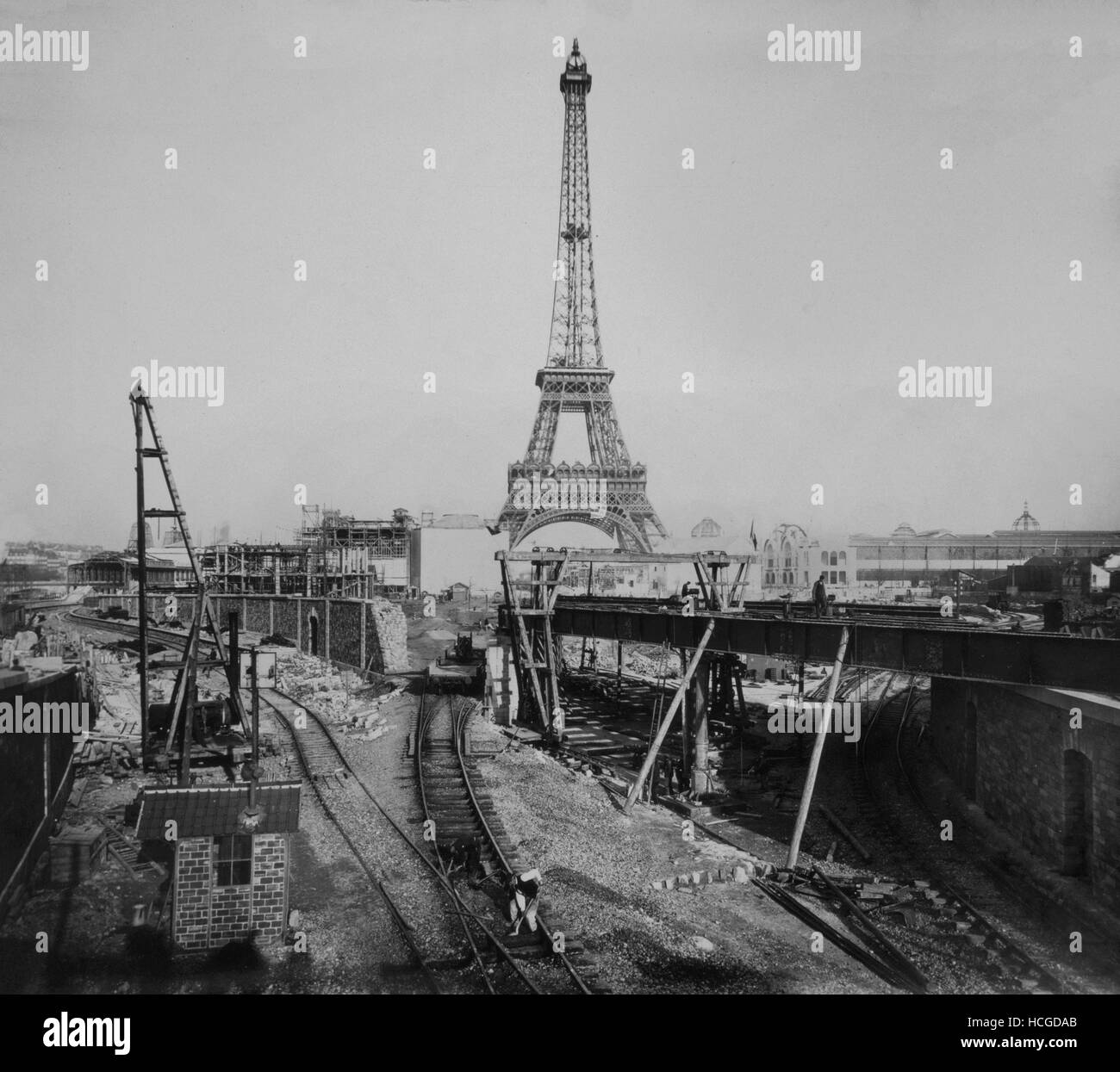 20th century eiffel hires stock photography and images Alamy