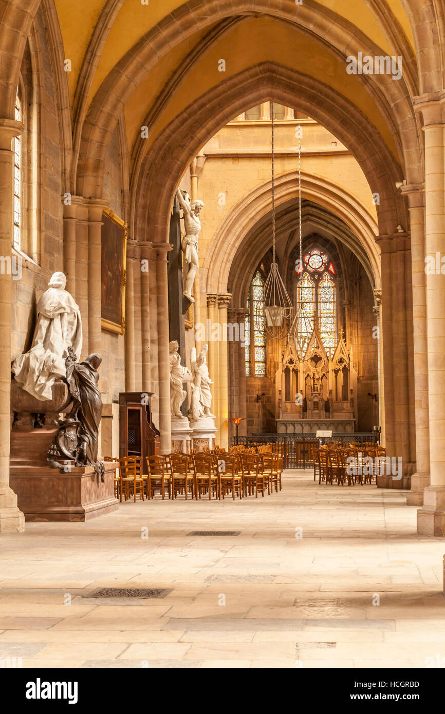 An aisle in Cathedrale Saint-Benigne de Dijon. Stock Photo