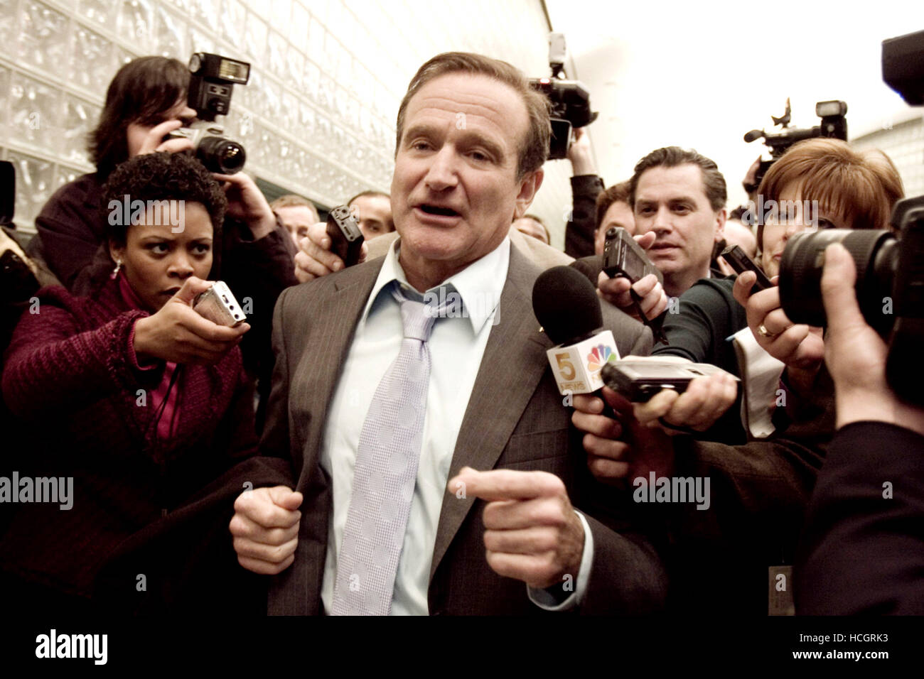 MAN OF THE YEAR, Robin Williams (center), 2006, ©Universal/courtesy Everett Collection Stock