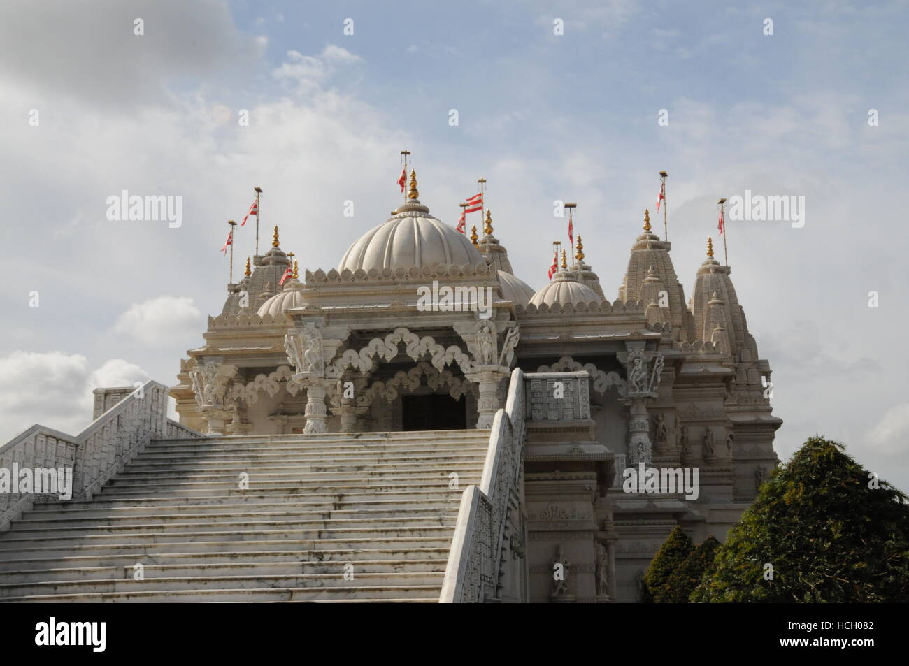 Hindu Temple Uk High Resolution Stock Photography And Images Alamy hindu-temple-uk-high-resolution-stock-photography-and-images-alamy