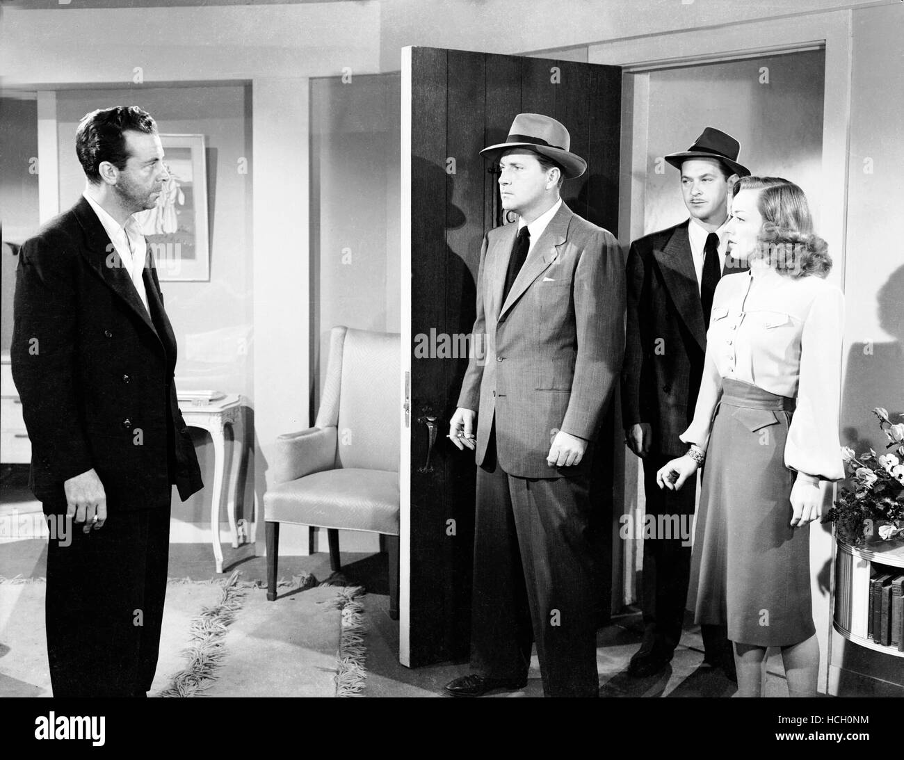 MURDER, MY SWEET, Dick Powell, Don Douglas, Paul Phillips, Anne Shirley ...