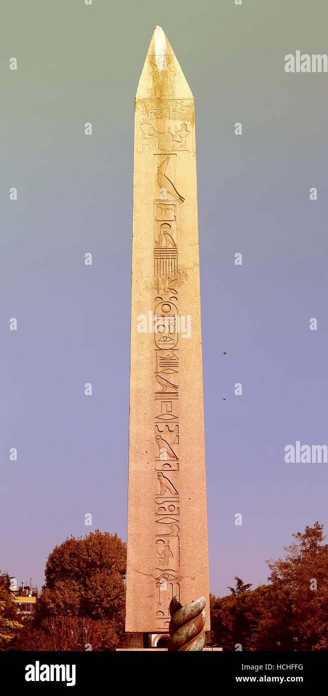 Photo miracle beautiful Egyptian columns in Istanbul Stock Photo
