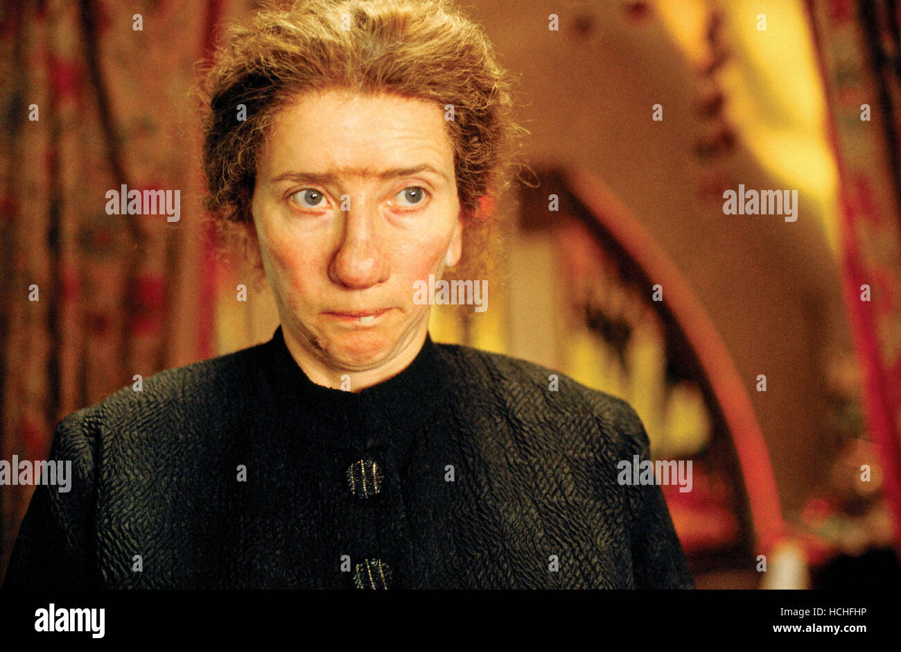 NANNY MCPHEE, Emma Thompson, 2005. ©Universal/courtesy Everett