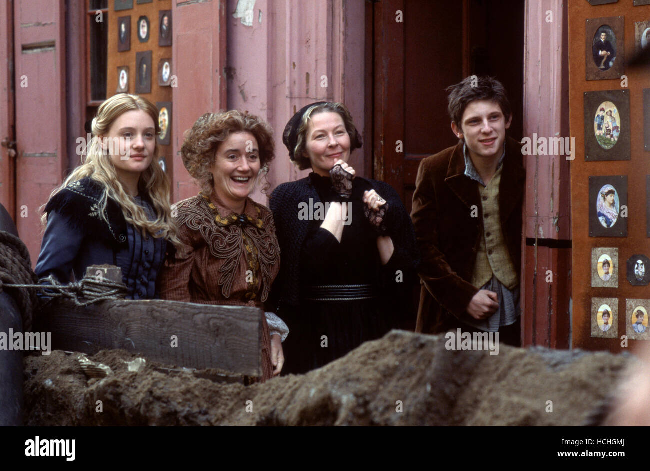 NICHOLAS NICKLEBY, Romola Garai, Sophie Thompson, Stella Jamie