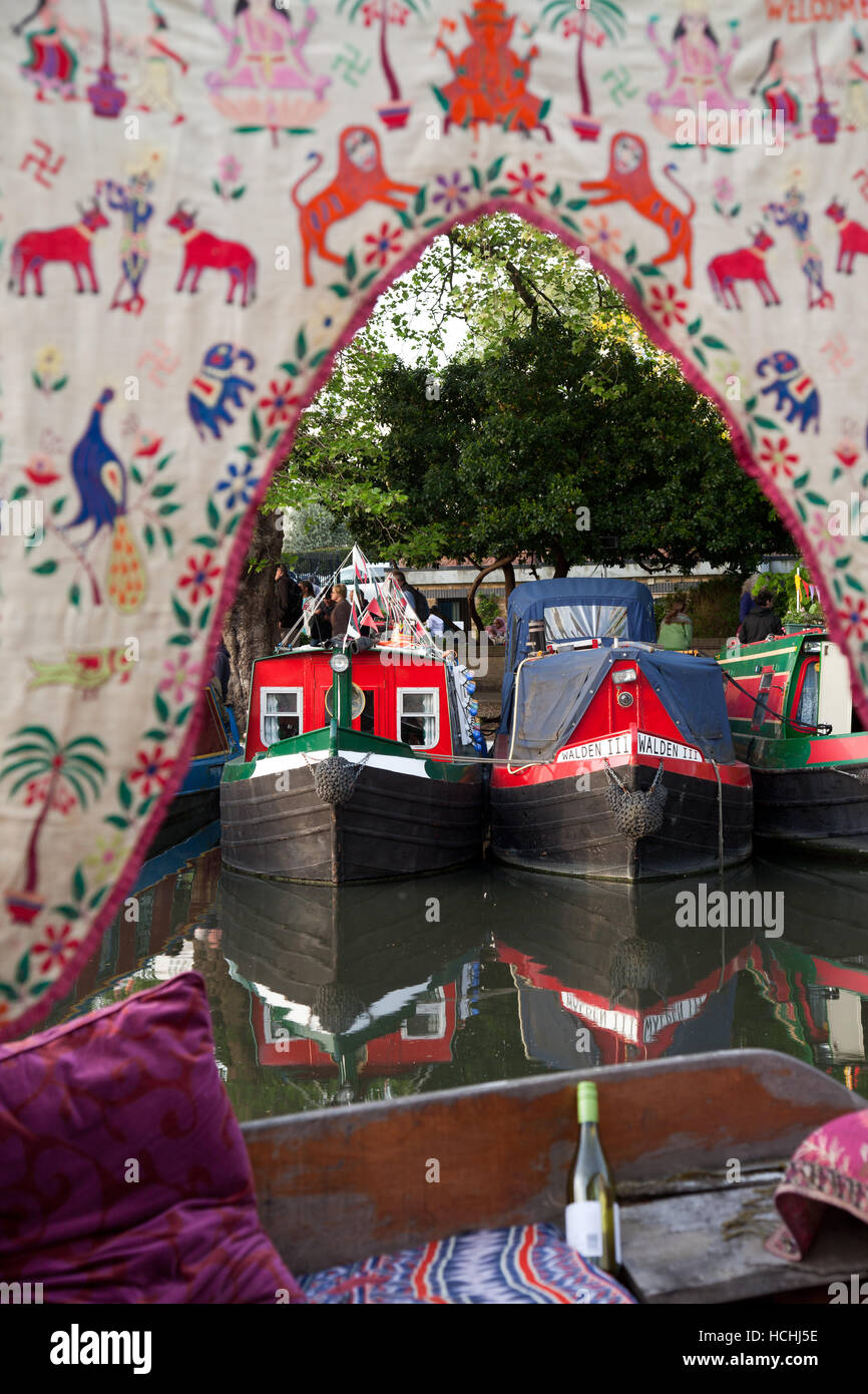 Canalway Cavalcade festival in Little Venice, London, UK Stock Photo