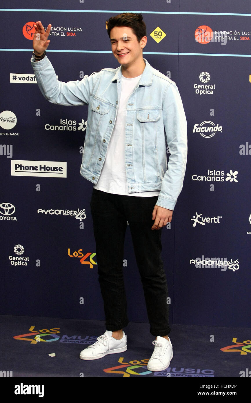 DJ Kungs during the photocall of the Los 40 Music Awards in