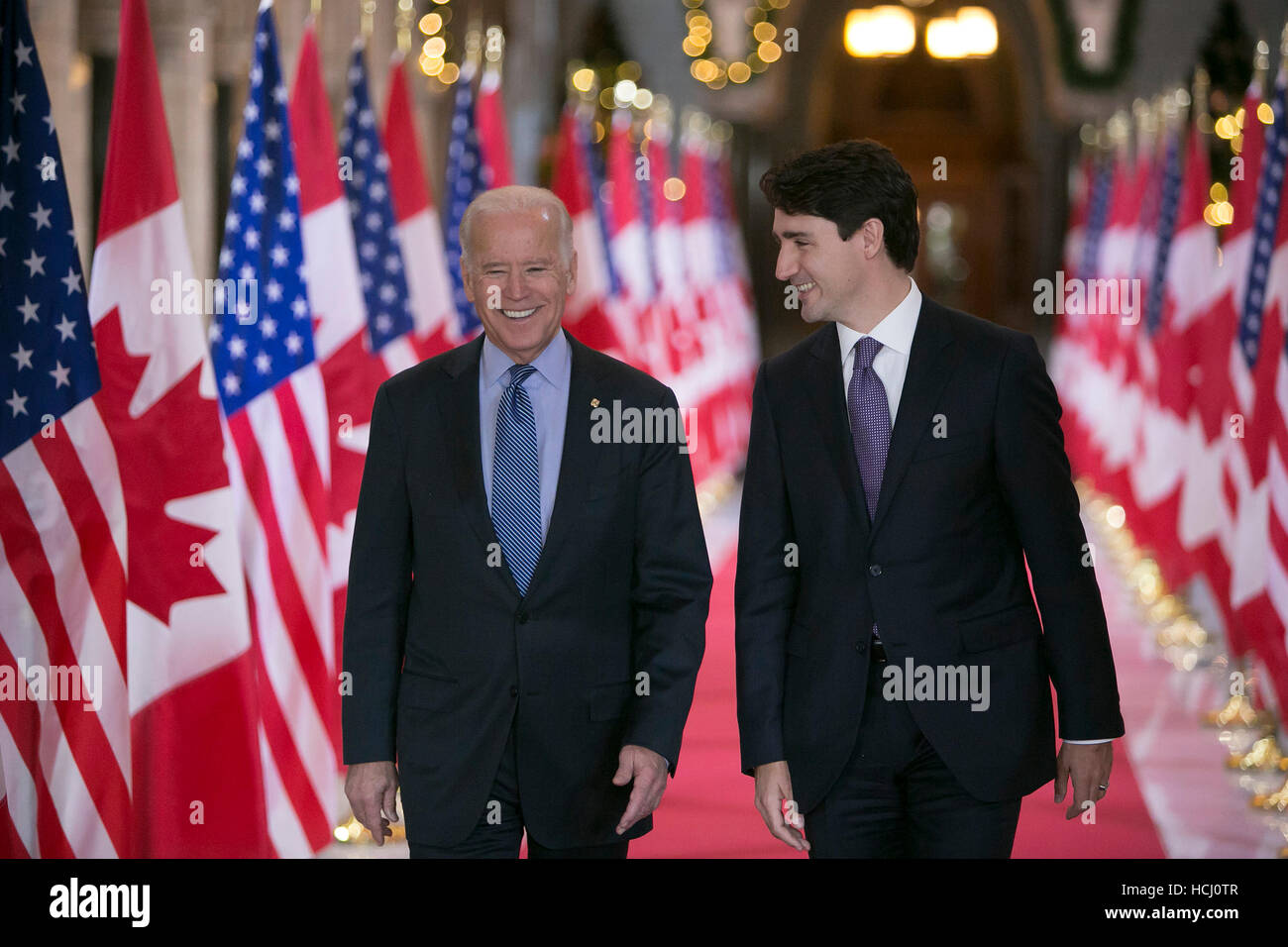 Ottawa, Canada. 9th Dec, 2016. U.S. Vice President Joe Biden (L) is greeted by Canadian Prime Minister Justin Trudeau in Ottawa, Canada, on Dec. 9, 2016. Credit:  David Kawai/Xinhua/Alamy Live News Stock Photo