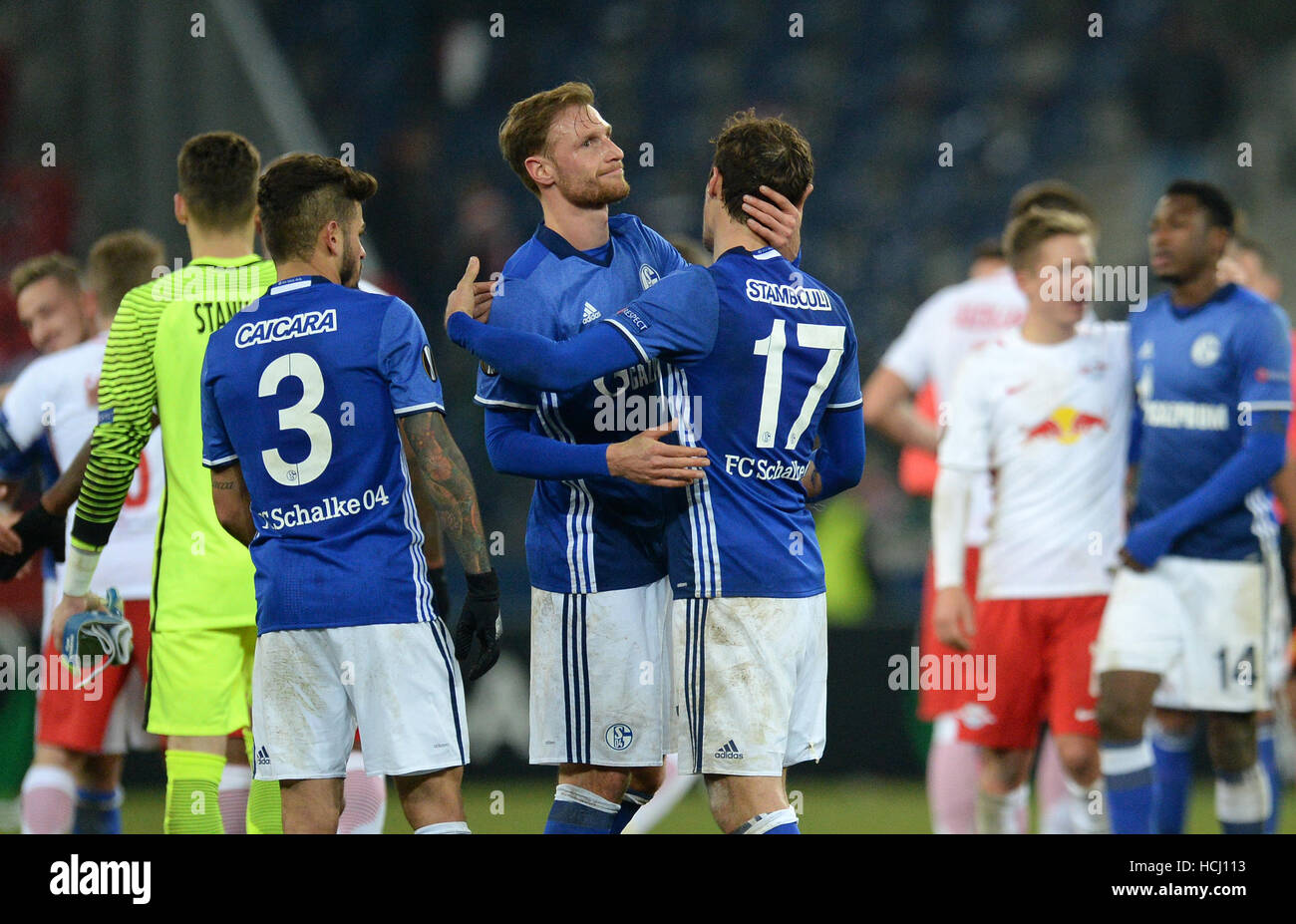 08.12.2016. Salzburg, Austria. Schalke's Benedikt Hoewedes (l) and ...
