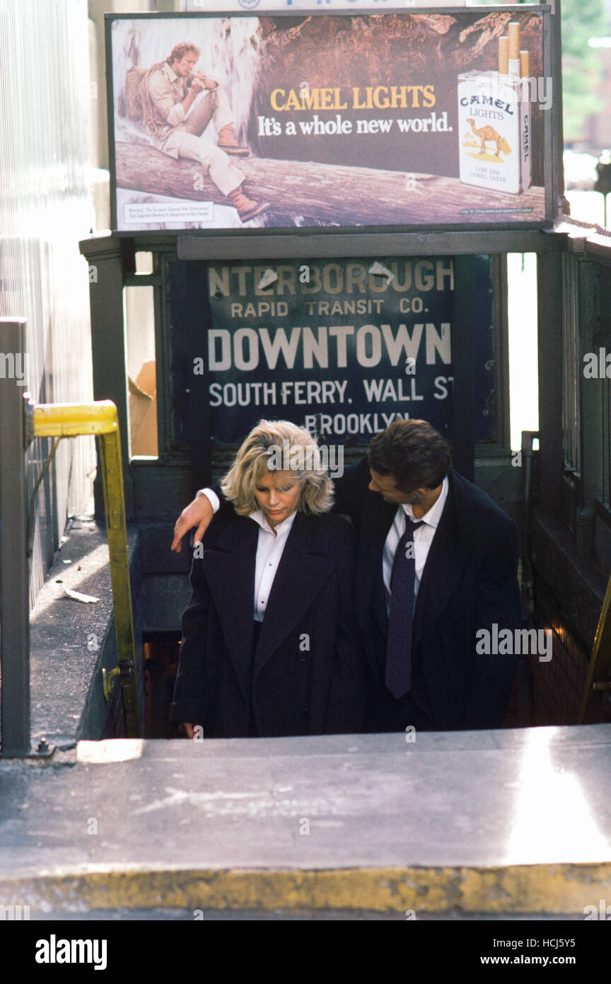 9 1/2 WEEKS, from left Kim Basinger, Mickey Rourke, 1986 Stock Photo Alamy