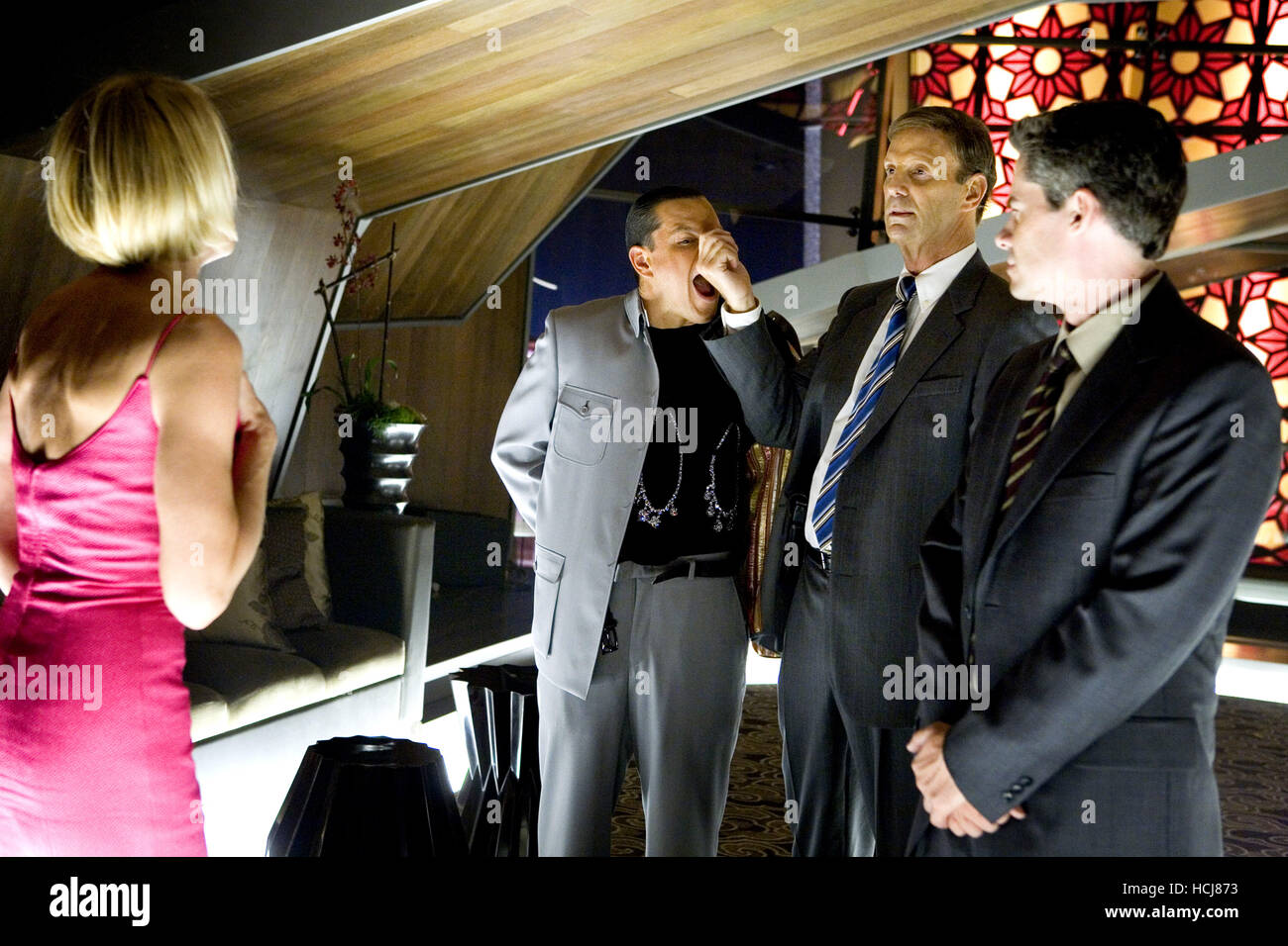 OCEAN'S THIRTEEN, Ellen Barkin, Matt Damon, Bob Einstein, Tim Conlon