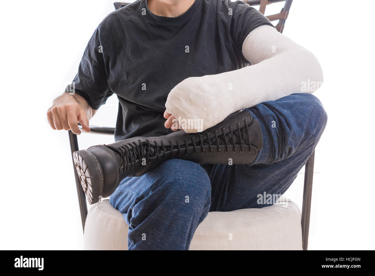 Long Arm Cast High Resolution Stock Photography and Images Alamy