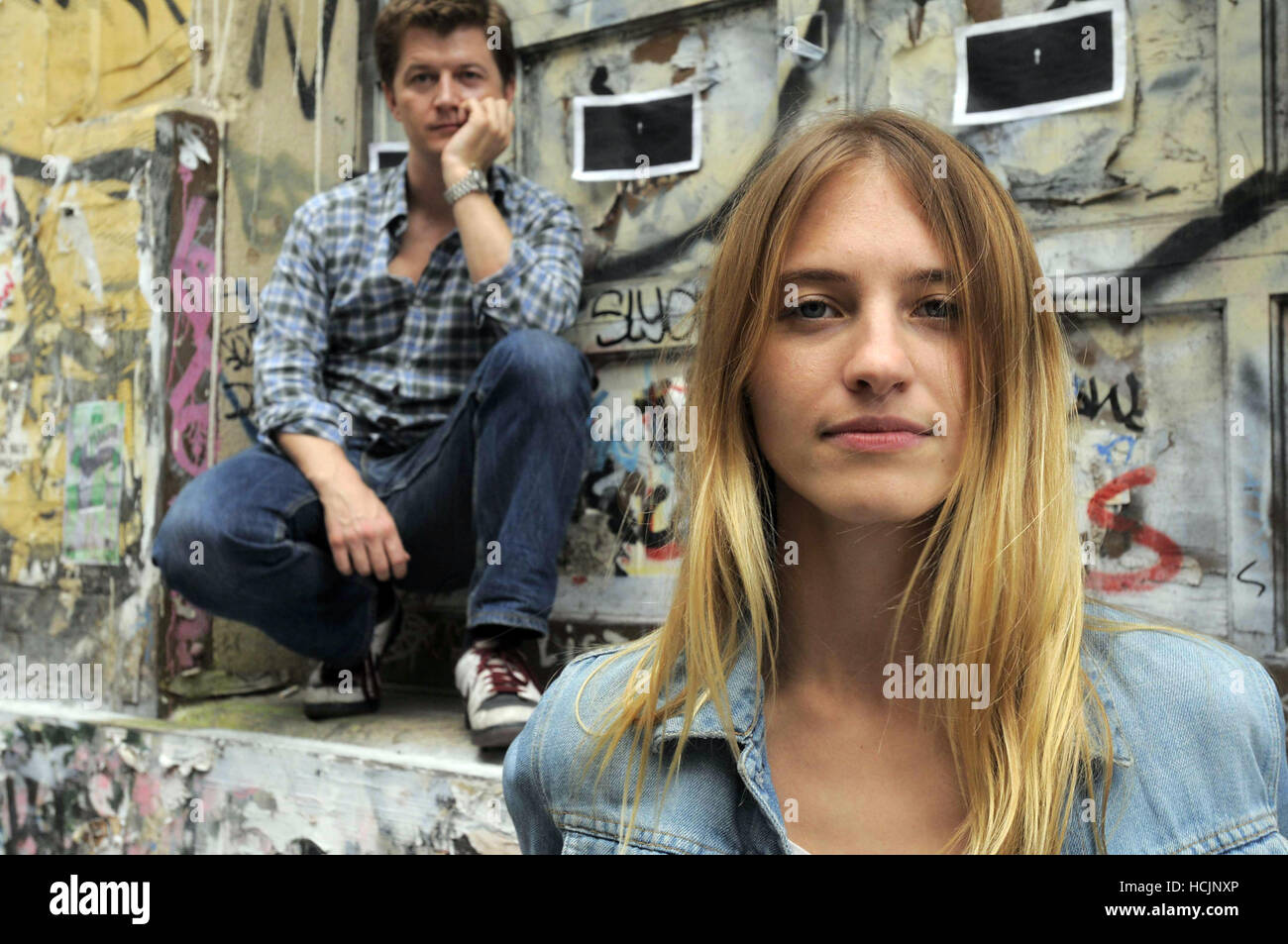 PICTURE ME, (aka PICTURE ME A MODEL'S DIARY), directors Ole Schell