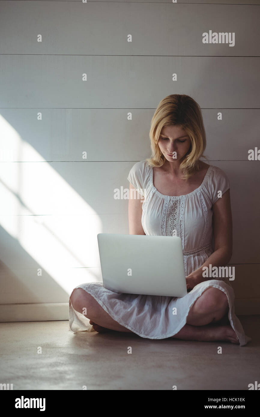 Beautiful woman using laptop Stock Photo - Alamy
