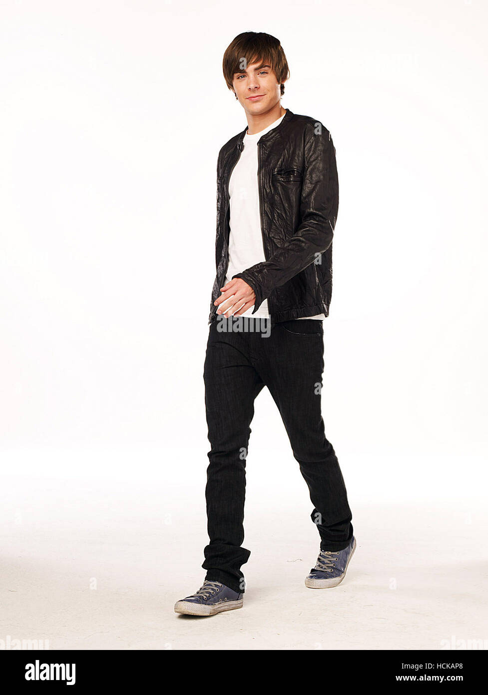 17 AGAIN, (aka SEVENTEEN AGAIN), Zac Efron, 2009. ©New Line/Courtesy