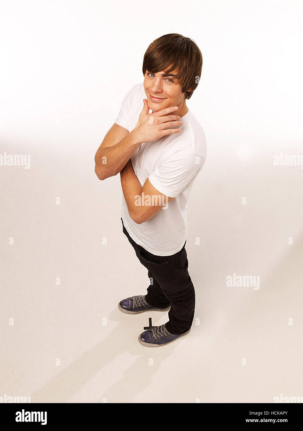 17 AGAIN, (aka SEVENTEEN AGAIN), Zac Efron, 2009. ©New Line/Courtesy