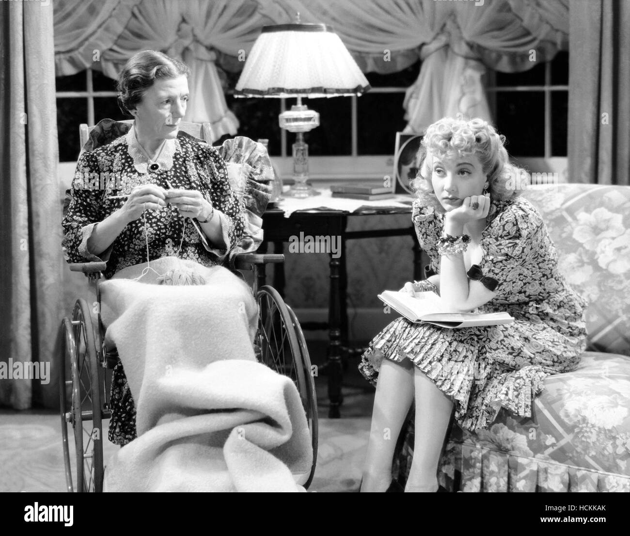 RINGSIDE MAISIE, from left Margaret Moffatt, Ann Sothern, 1941 Stock