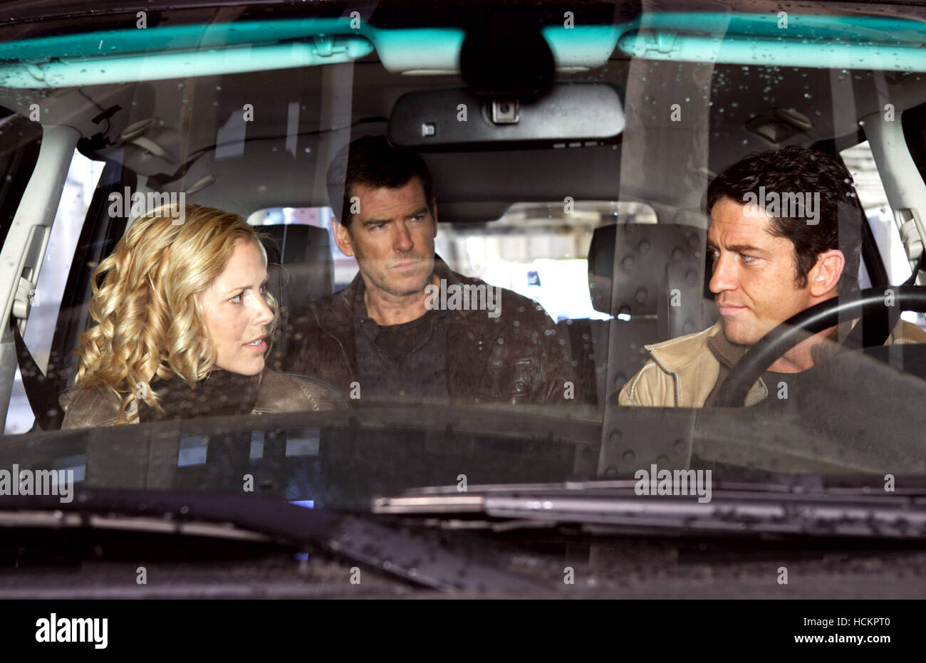 SHATTERED, (aka BUTTERFLY ON A WHEEL), Maria Bello, Pierce Brosnan