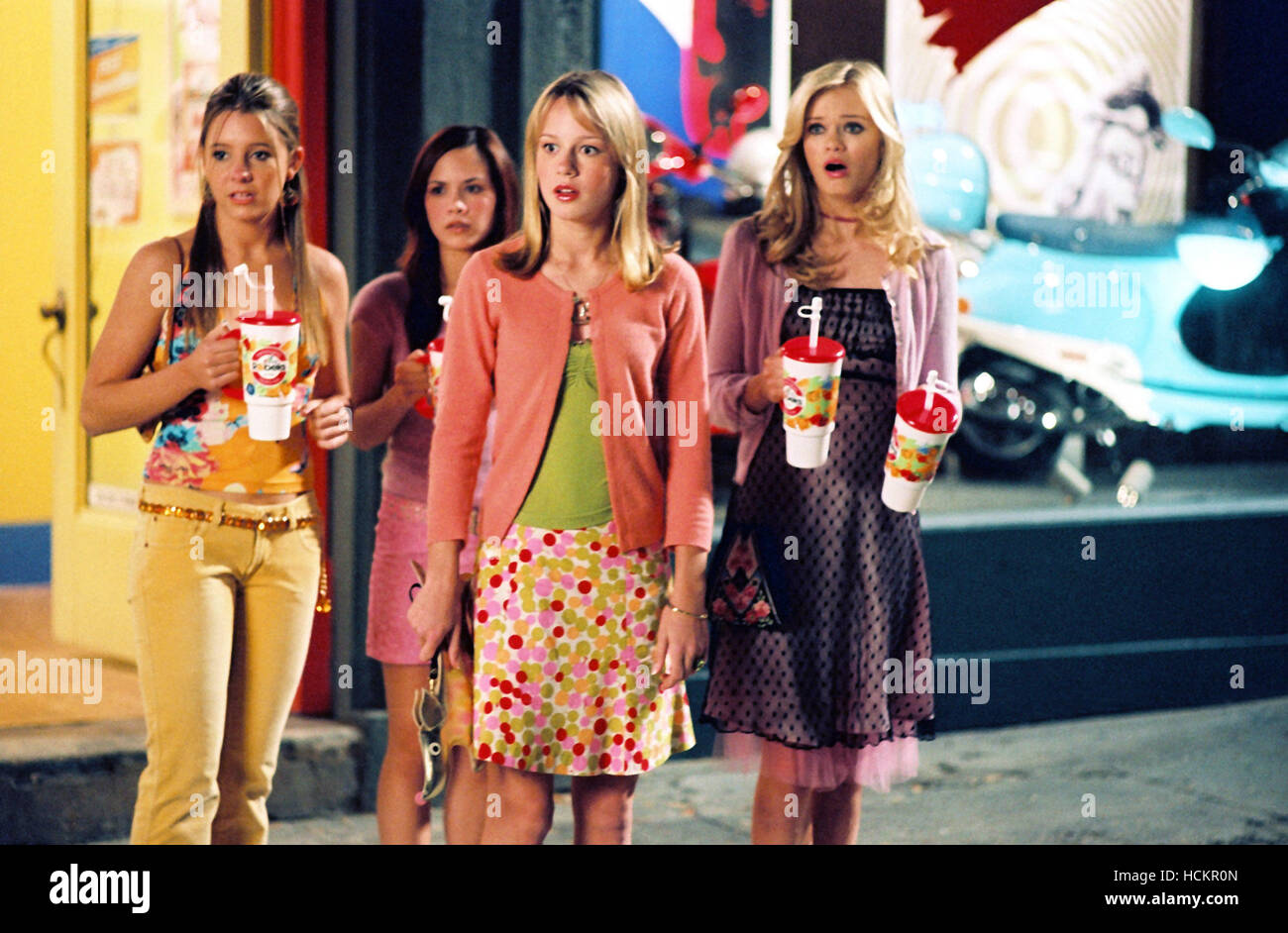 SLEEPOVER, Katija Pevec, Eileen Boylan, Brie Larson, Sara Paxton, 2004, (c)  MGM/courtesy Everett Collection Stock Photo - Alamy, image size:1300x942