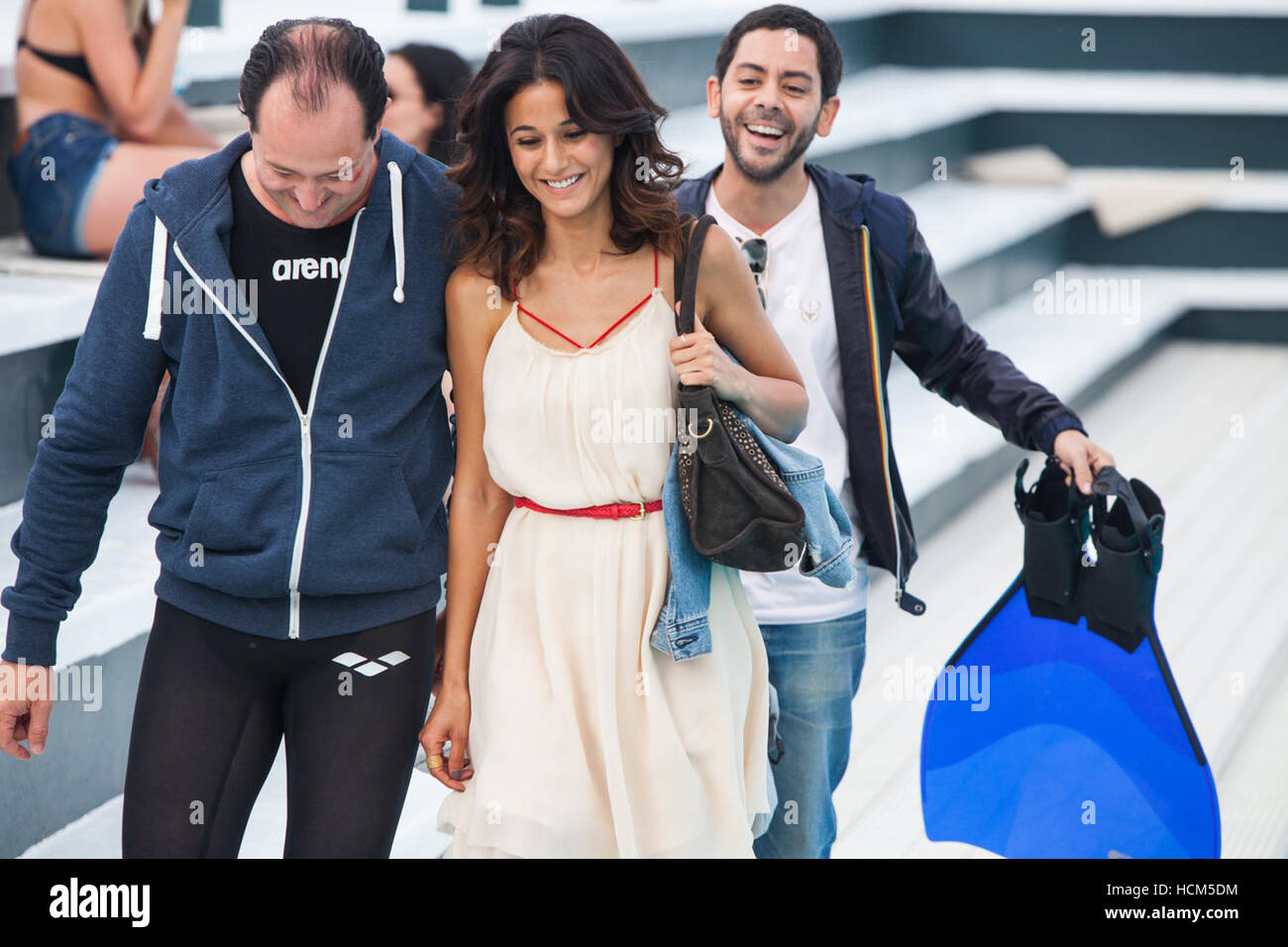 SITUATION AMOUREUSE: C'EST COMPLIQUE, (aka RELATIONSHIP STATUS: IT'S