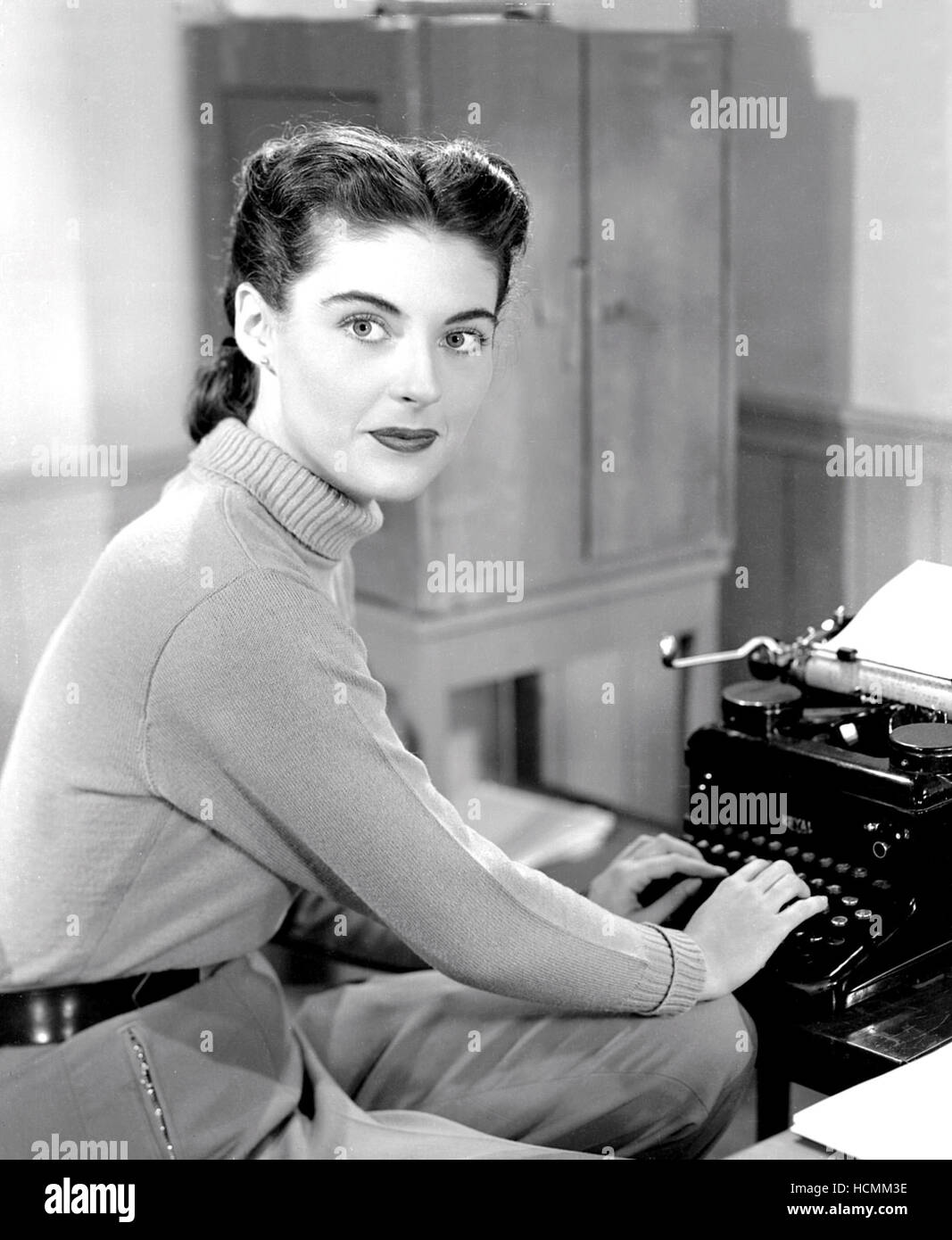 THE THING FROM ANOTHER WORLD, Margaret Sheridan, 1951 Stock Photo - Alamy