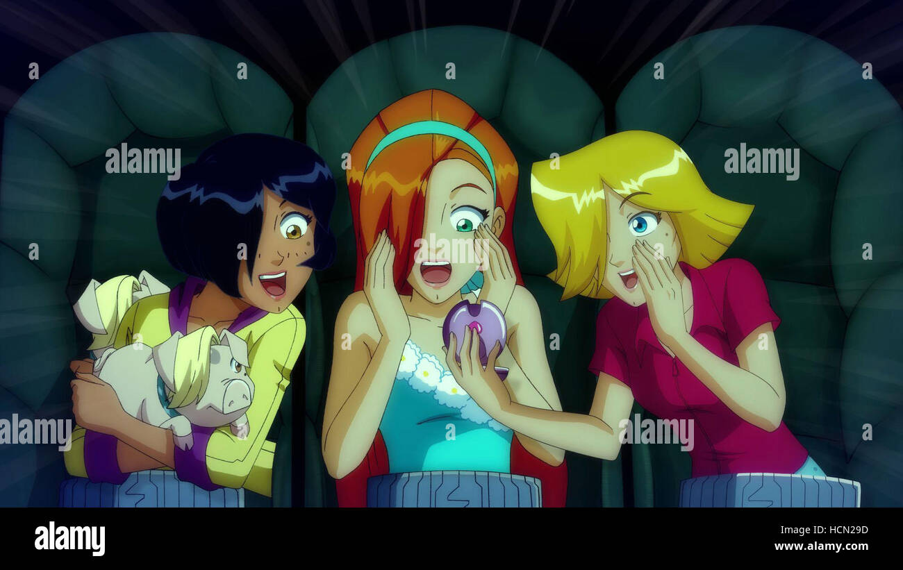 TOTALLY SPIES! LE FILM, from left: Alex, Sam, Clover, 2009. ©Mars  Distribution/Courtesy Everett Collection Stock Photo - Alamy