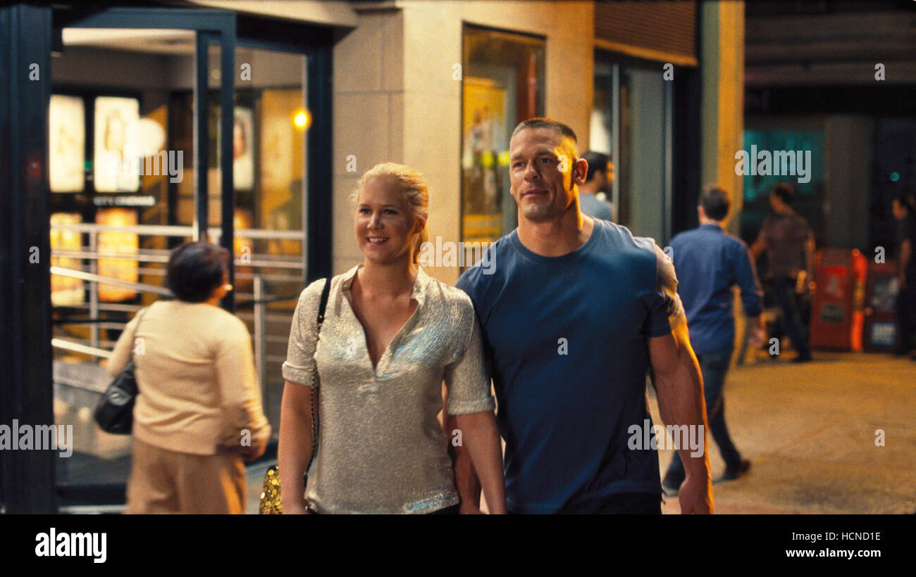 TRAINWRECK, from left: Amy Schumer, John Cena, 2015. /©Universal