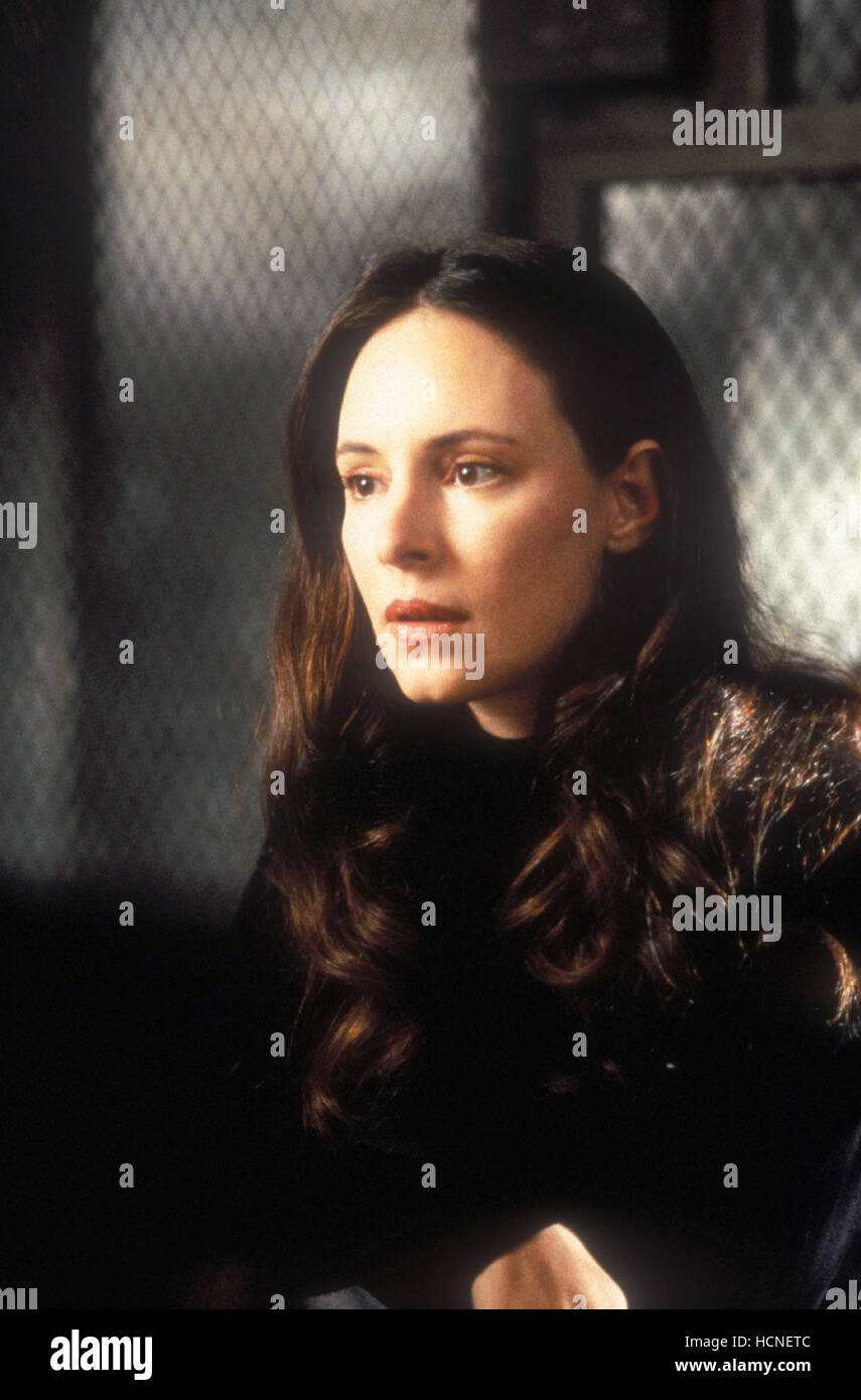 TWELVE MONKEYS, Madeleine Stowe, 1995. ©Universal/courtesy Everett ...