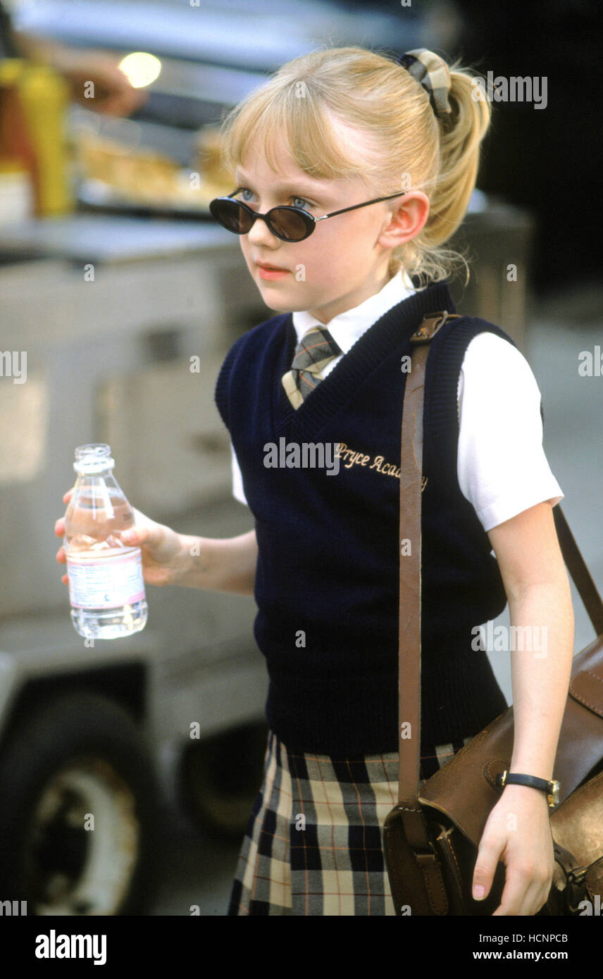 UPTOWN GIRLS Dakota Fanning 2003 c MGM courtesy Everett Collection UPTOWN GIRLS Dakota Fanning 2003 c MGM courtesy Everett Collection