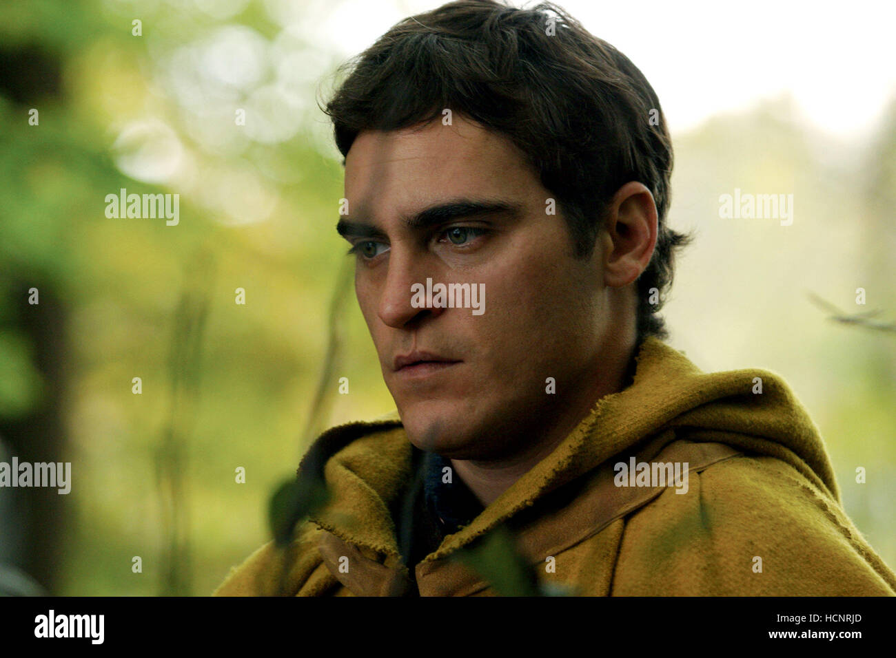 THE VILLAGE, Joaquin Phoenix, 2004, (c) Buena Vista/courtesy Everett Collection Stock Photo Alamy